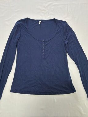 HALARA Navy Long Sleeve Scoop Henley Top